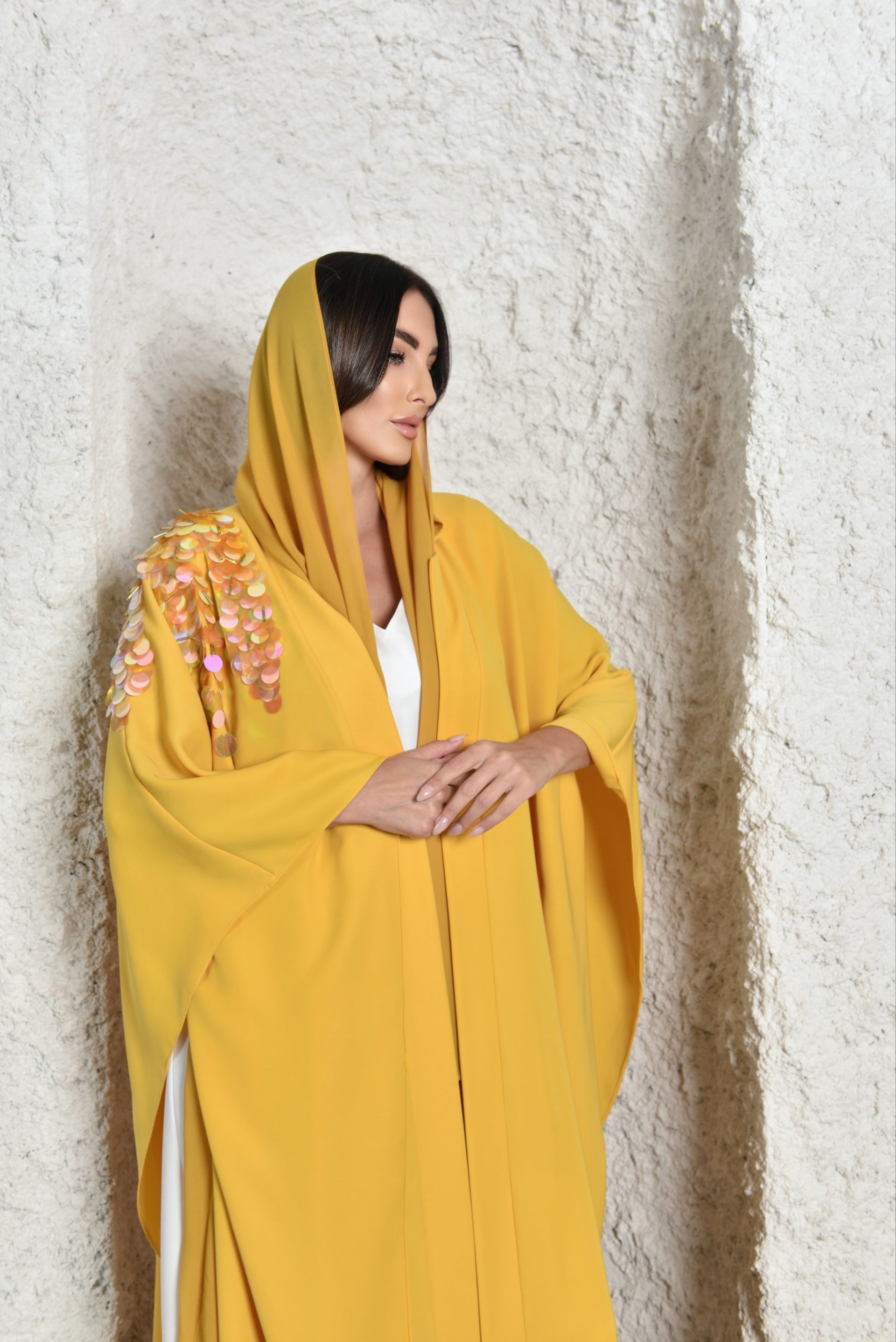 signature abaya