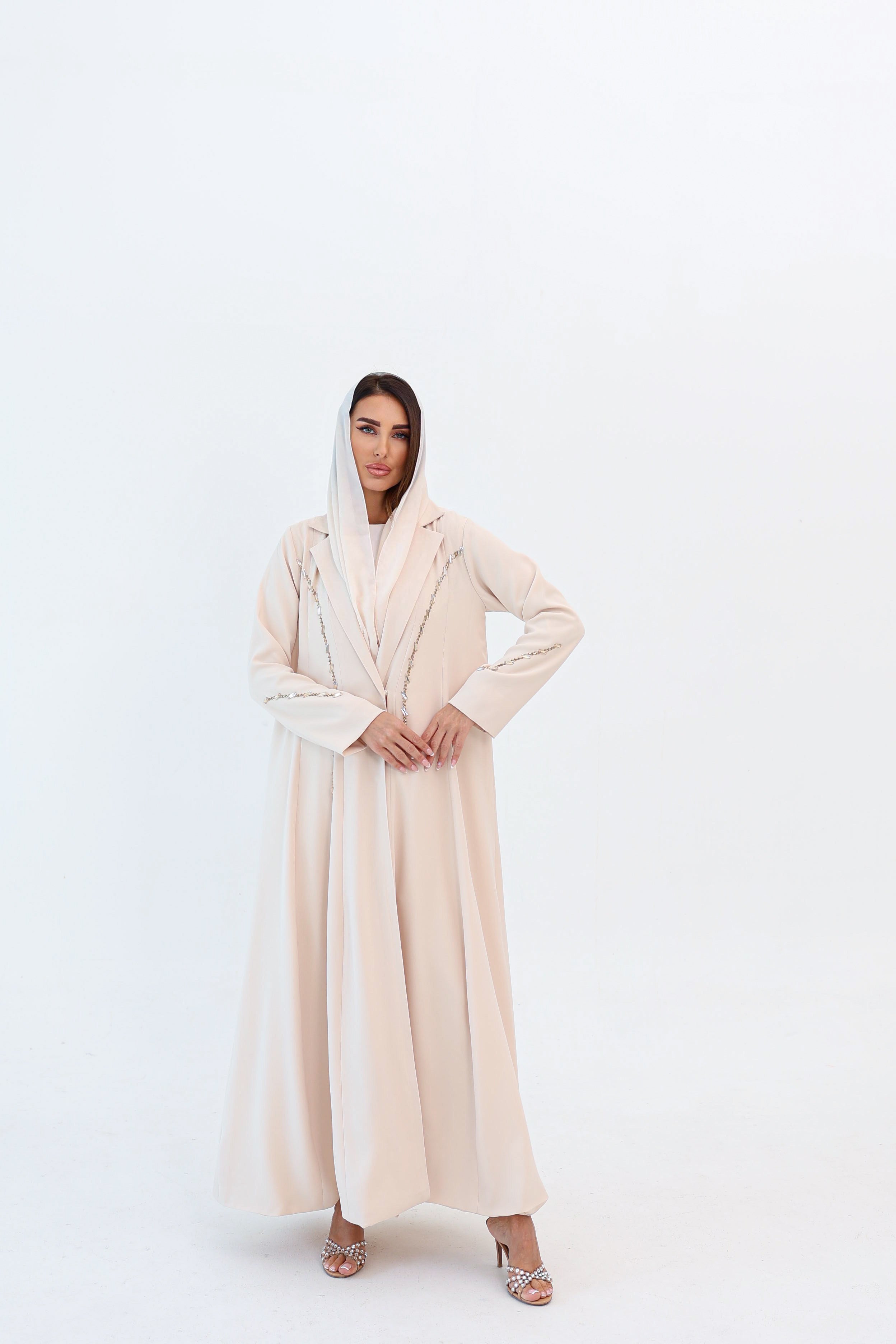 RA 20 Elora abaya