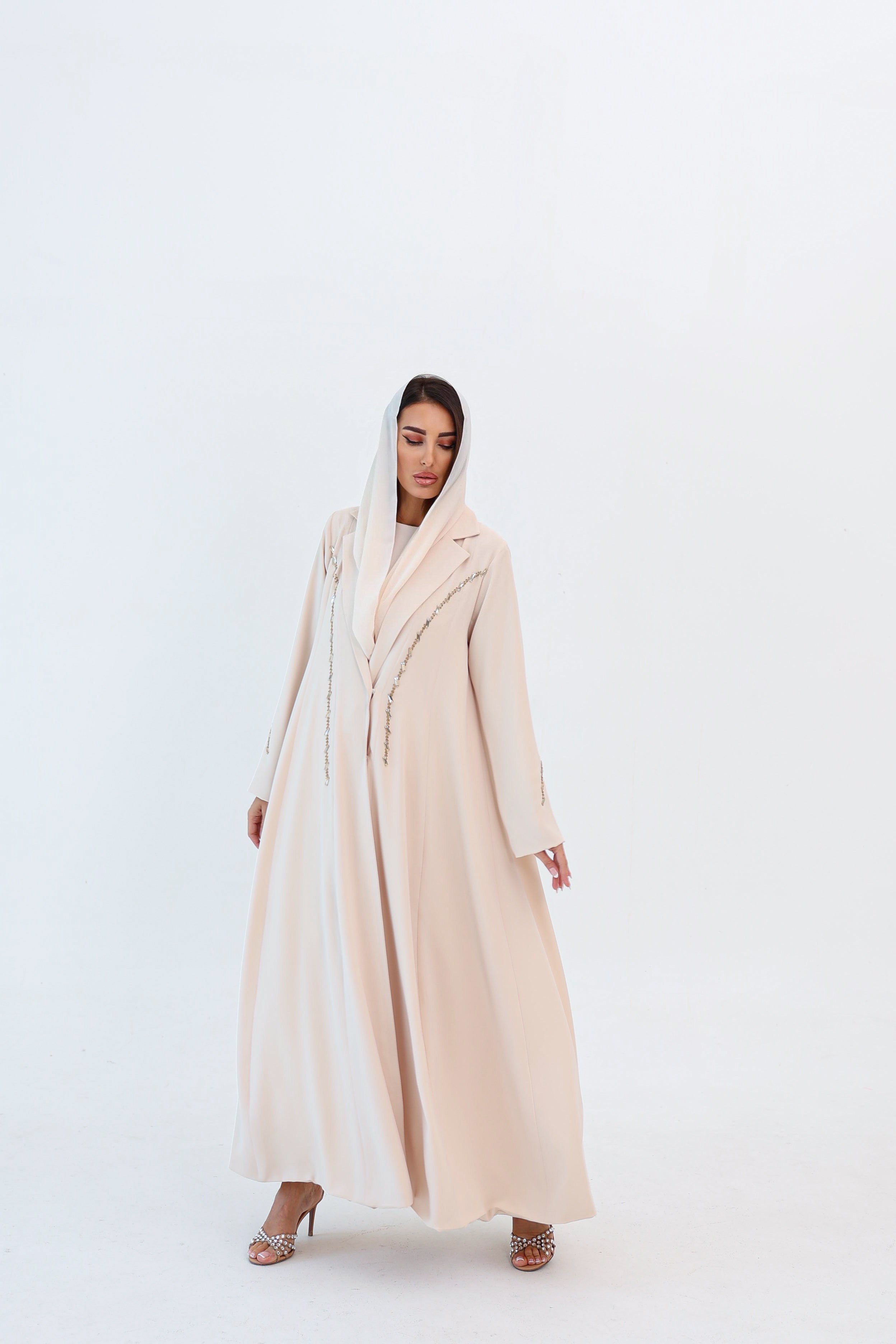 RA 20 Elora abaya